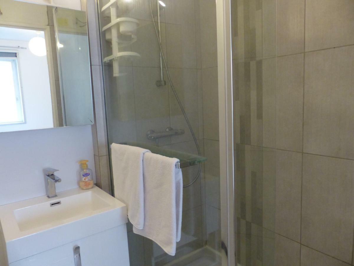 Appartement Au Calme, Avec Parc Prive, 50M Du Tram Tours Exterior photo